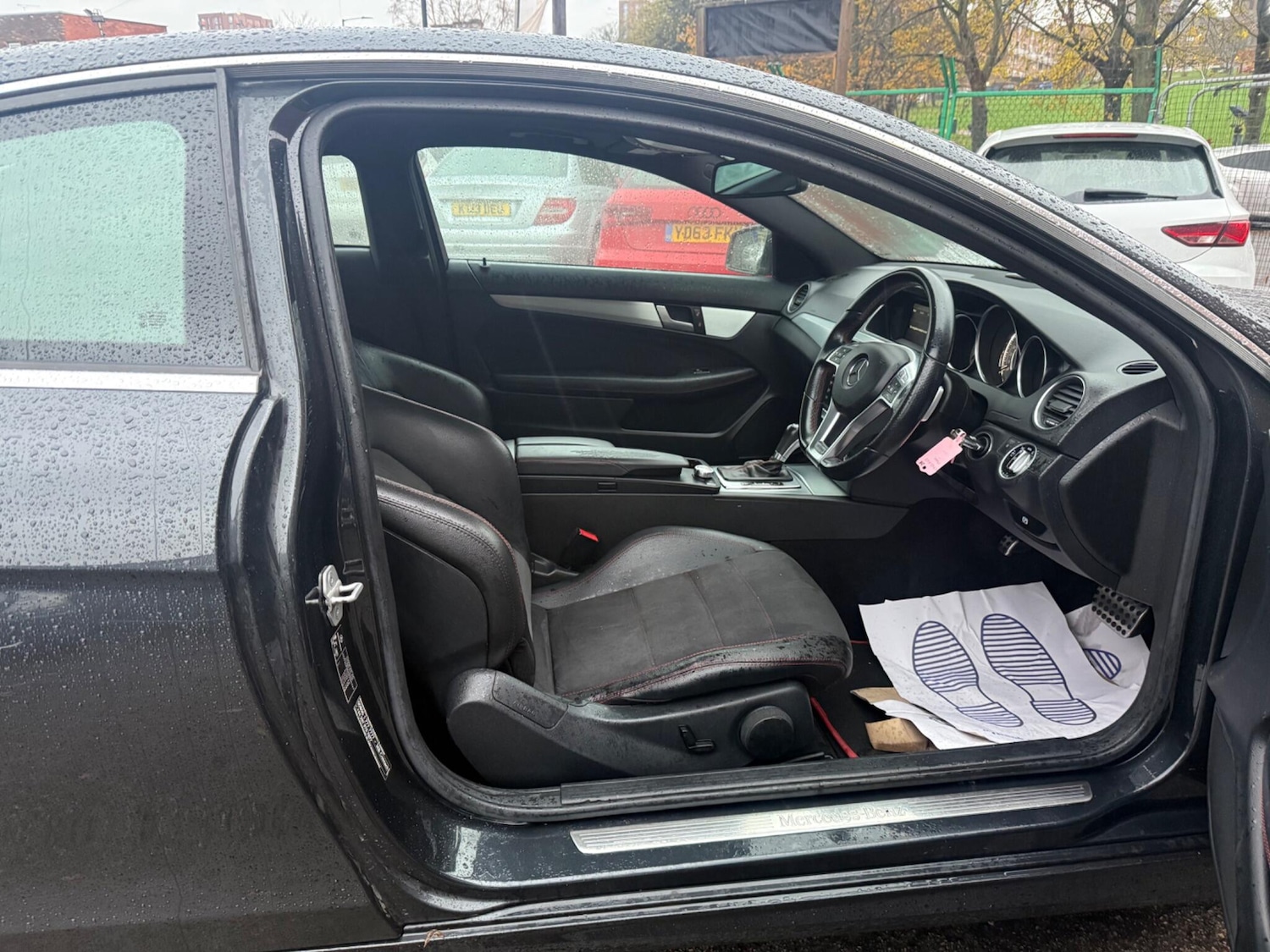 Used Mercedes-Benz C Class 2014 for sale - 76585260: Photo 10