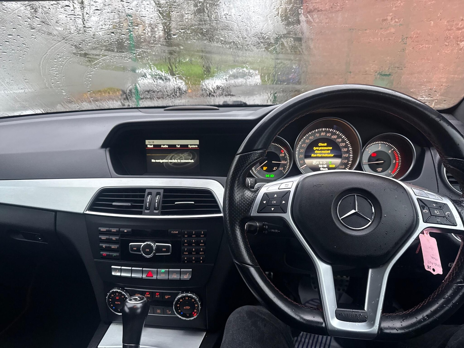 Used Mercedes-Benz C Class 2014 for sale - 76585260: Photo 16