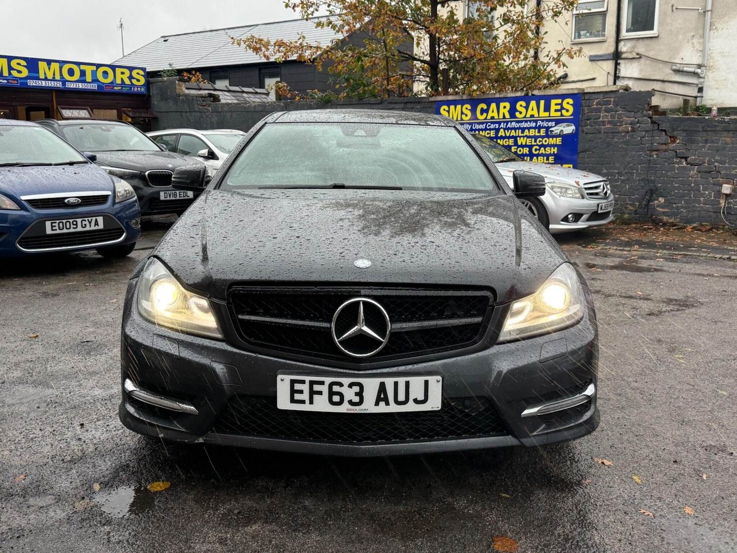 Used Mercedes-Benz C Class 2014 for sale - 76585260: Photo 2
