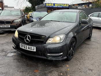 Used Mercedes-Benz C Class 2014 for sale - 76585260: Photo