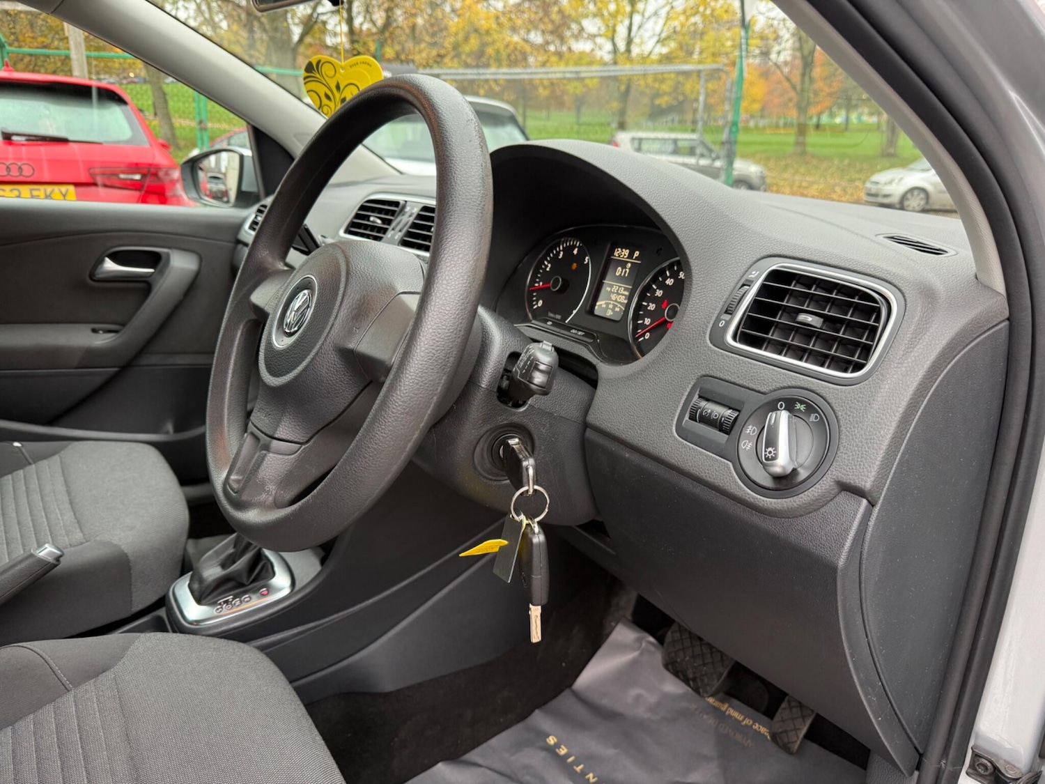 Used Volkswagen Polo 2013 for sale - 76499080: Photo 17