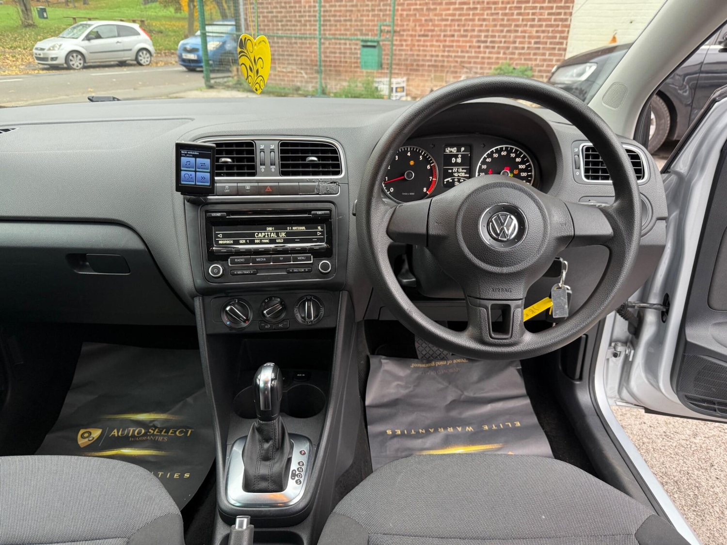 Used Volkswagen Polo 2013 for sale - 76499080: Photo 19