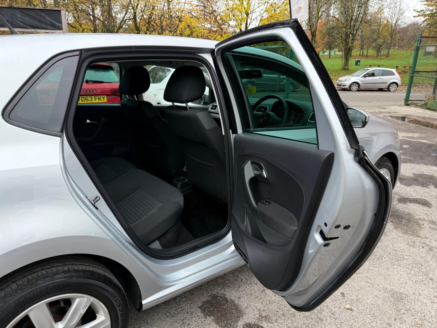 Used Volkswagen Polo 2013 for sale - 76499080: Photo 23