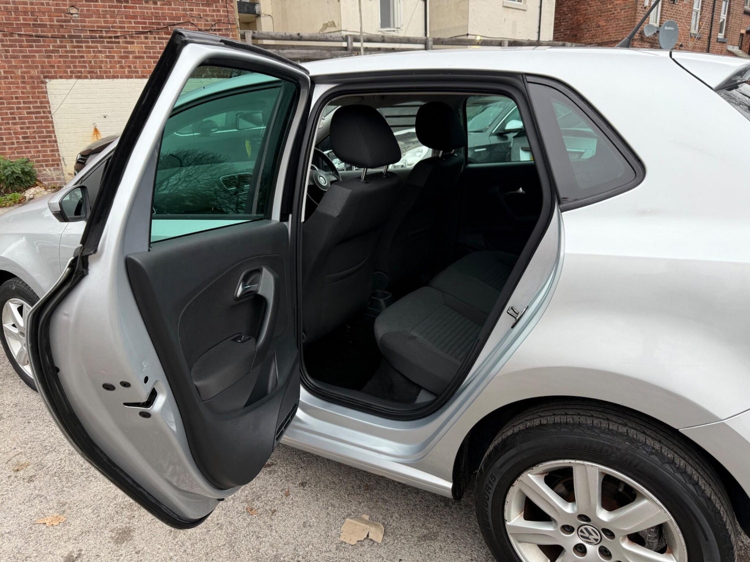 Used Volkswagen Polo 2013 for sale - 76499080: Photo 27