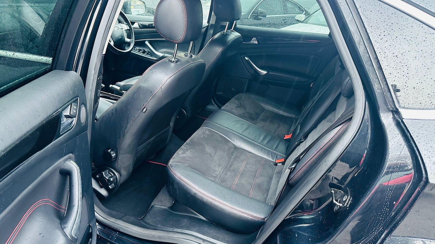 Used Ford Mondeo 2012 for sale - 76742858: Photo 23