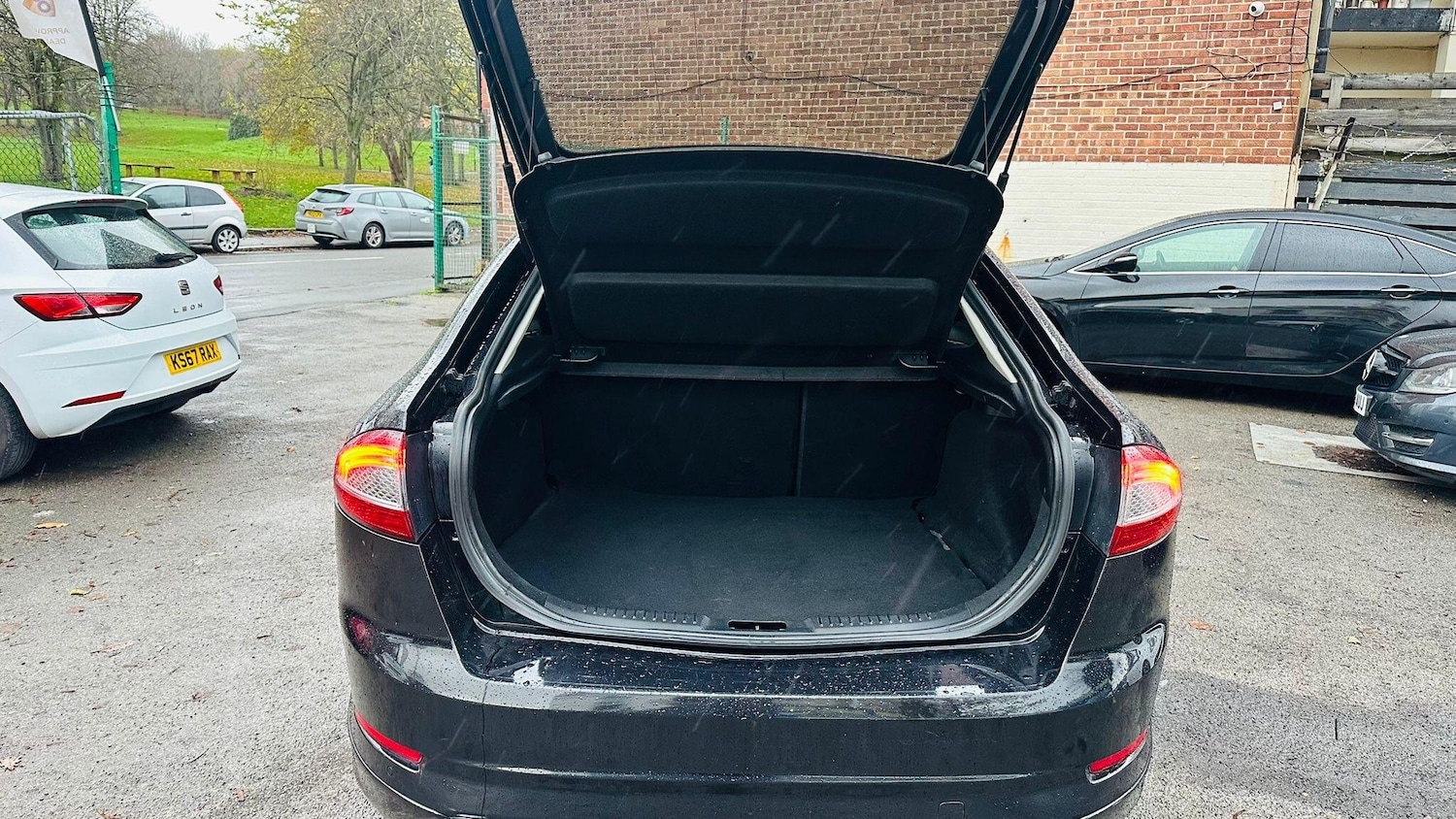 Used Ford Mondeo 2012 for sale - 76742858: Photo 28