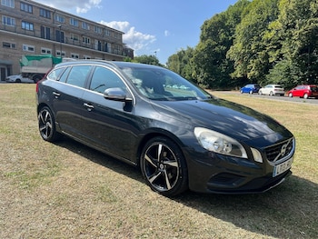 Used Volvo V60 2013 for sale - 75601421: Photo