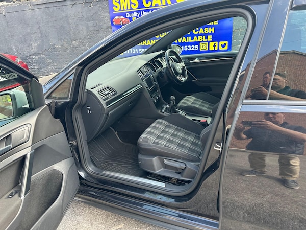 Used Volkswagen Golf 2016 for sale - 74081704: Photo 13