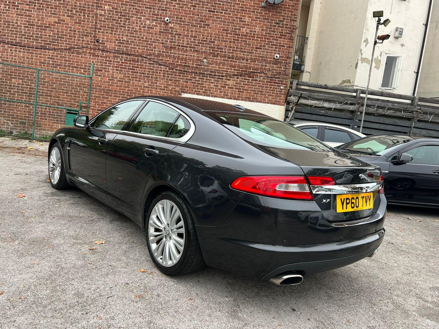 Used Jaguar XF 2010 for sale - 76270195: Photo 16