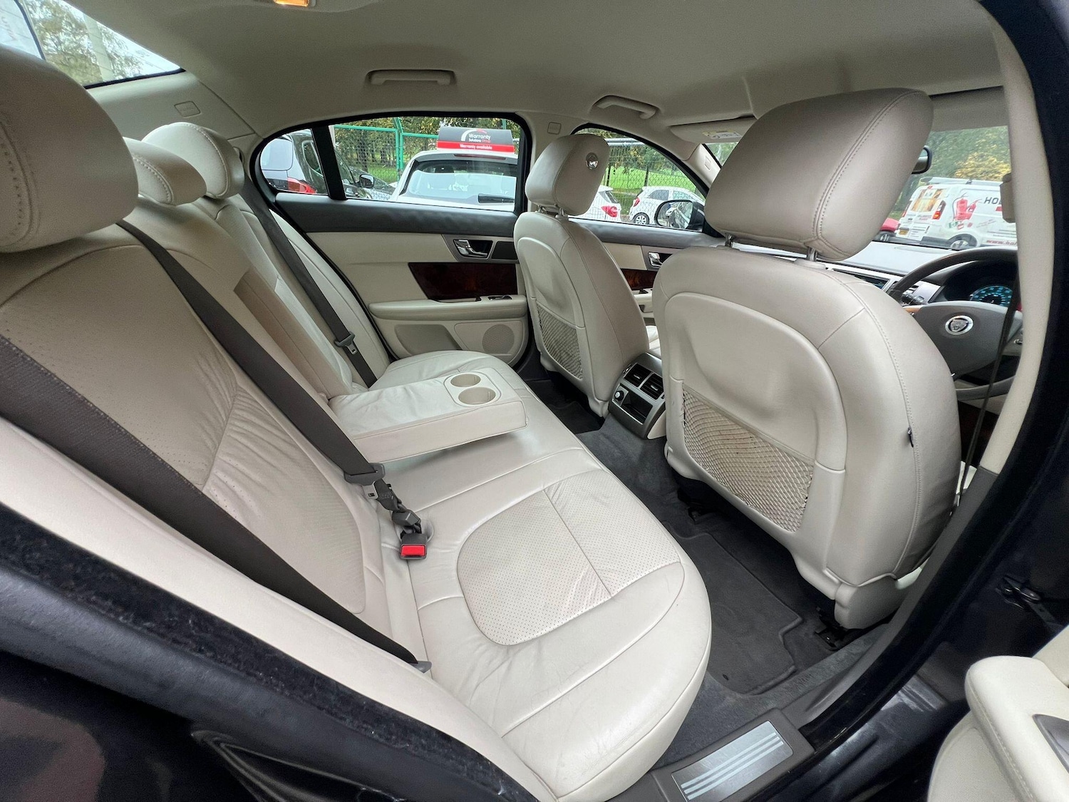 Used Jaguar XF 2010 for sale - 76270195: Photo 26