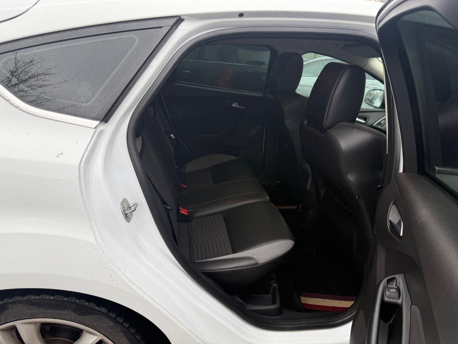 Used Ford Focus 2013 for sale - 77696126: Photo 18