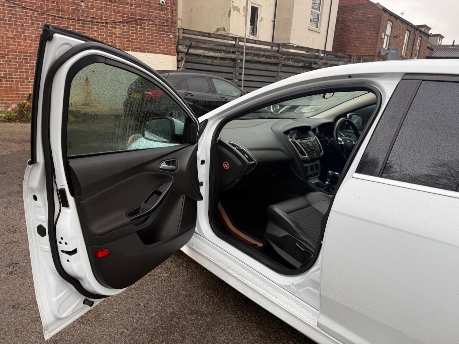 Used Ford Focus 2013 for sale - 77696126: Photo 21