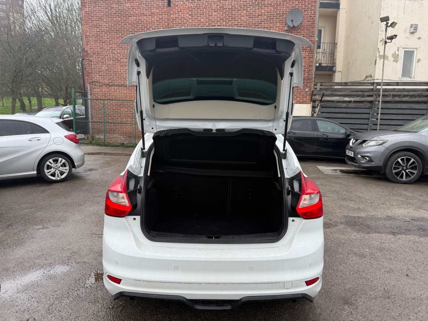 Used Ford Focus 2013 for sale - 77696126: Photo 24