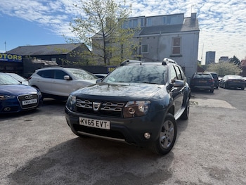 Used Dacia Duster 2015 for sale - 78318973: Photo