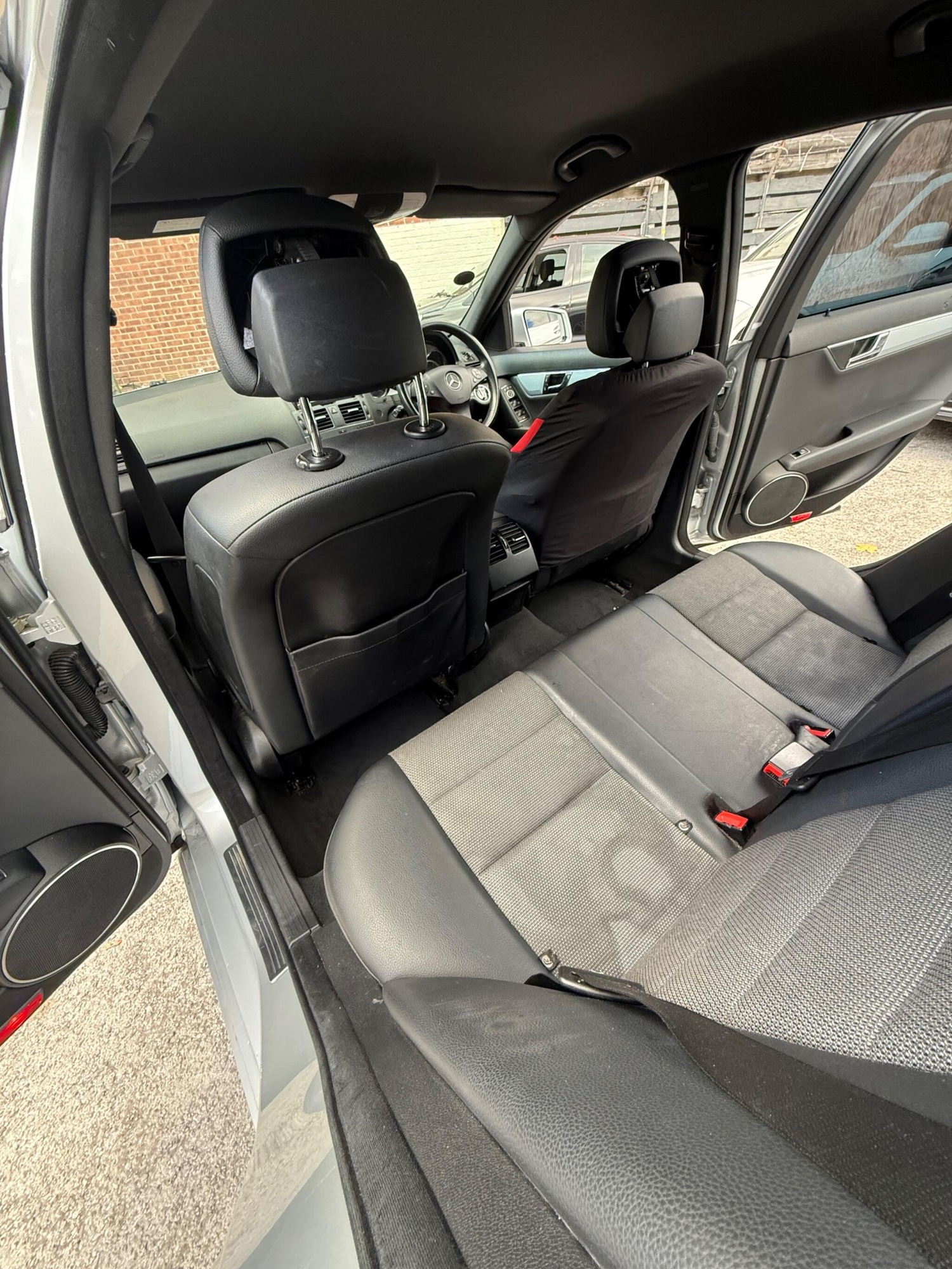 Used Mercedes-Benz C Class 2011 for sale - 76398580: Photo 13