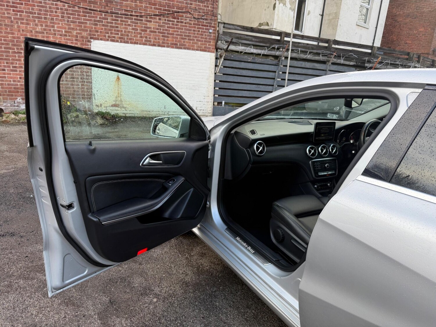 Used Mercedes-Benz A-Class for sale - 77633411: Photo 24