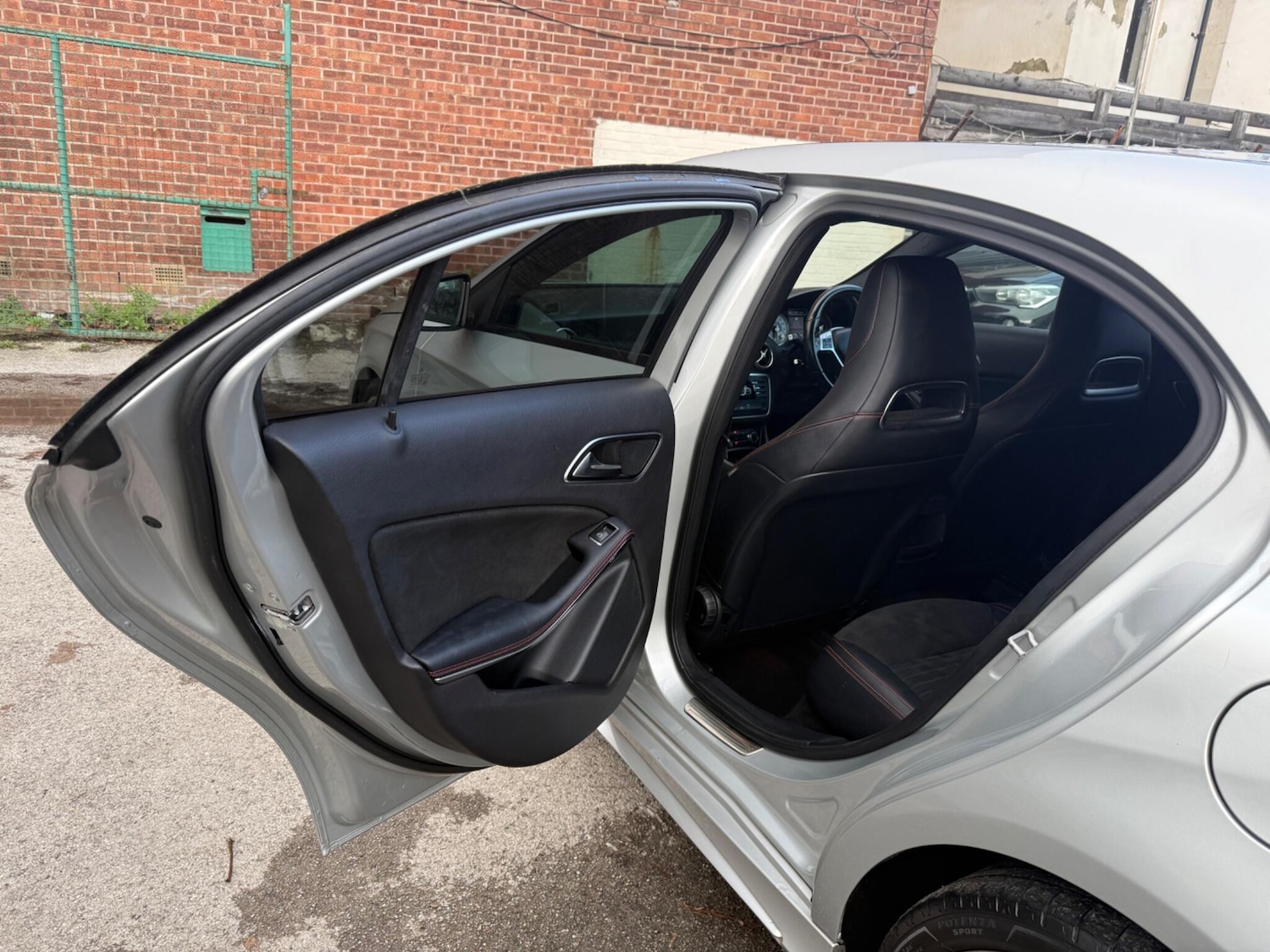 Used Mercedes-Benz A-Class 2013 for sale - 77315301: Photo 23