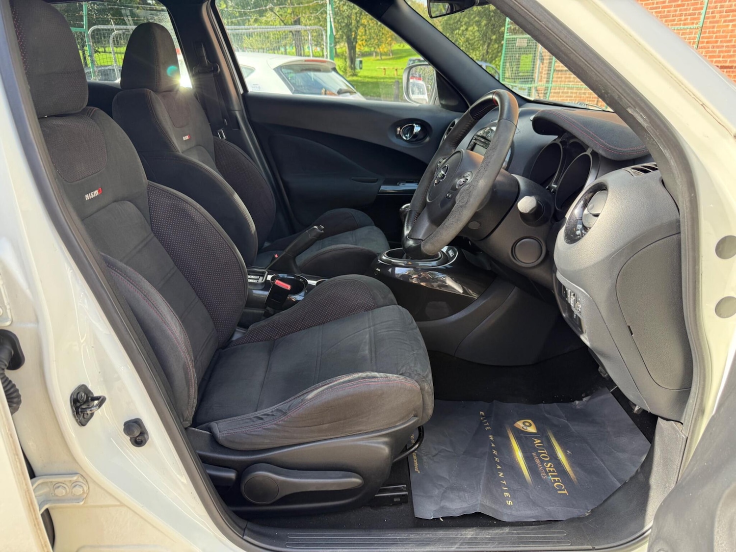 Used Nissan Juke 2015 for sale - 76993052: Photo 24