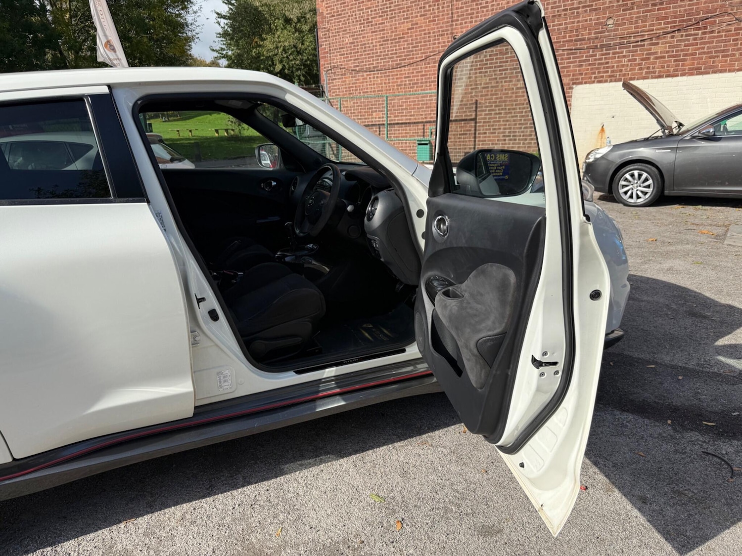 Used Nissan Juke 2015 for sale - 76993052: Photo 25