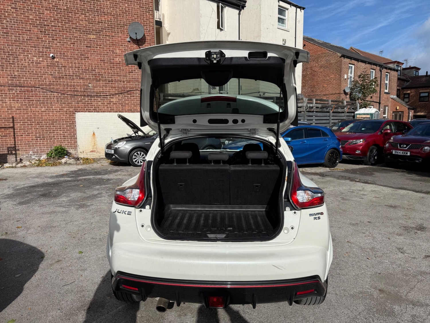 Used Nissan Juke 2015 for sale - 76993052: Photo 32