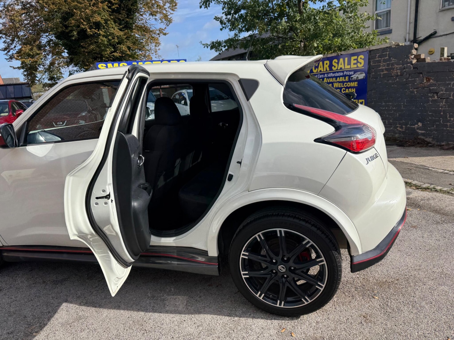 Used Nissan Juke 2015 for sale - 76993052: Photo 34