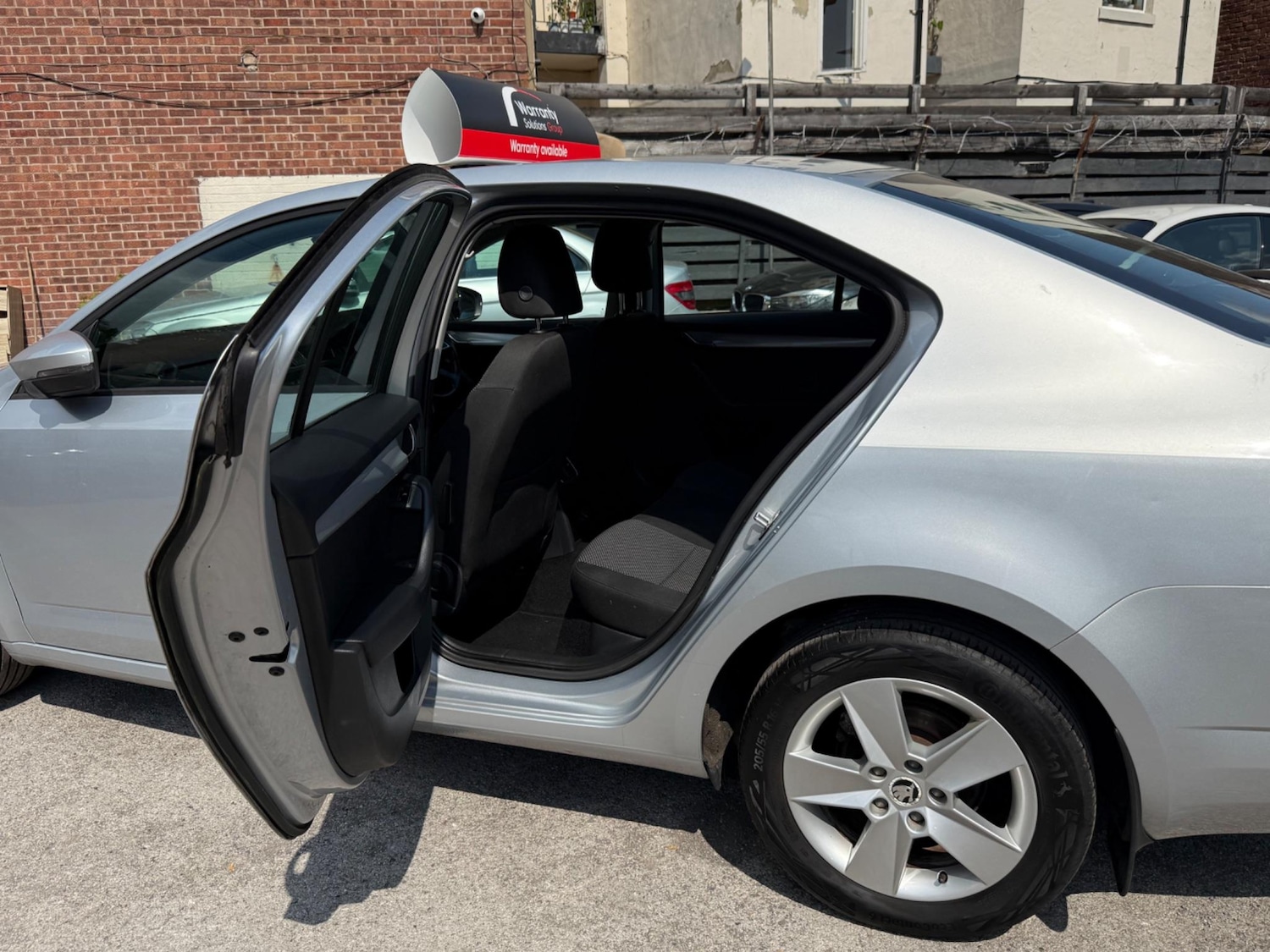 Vehicle 33