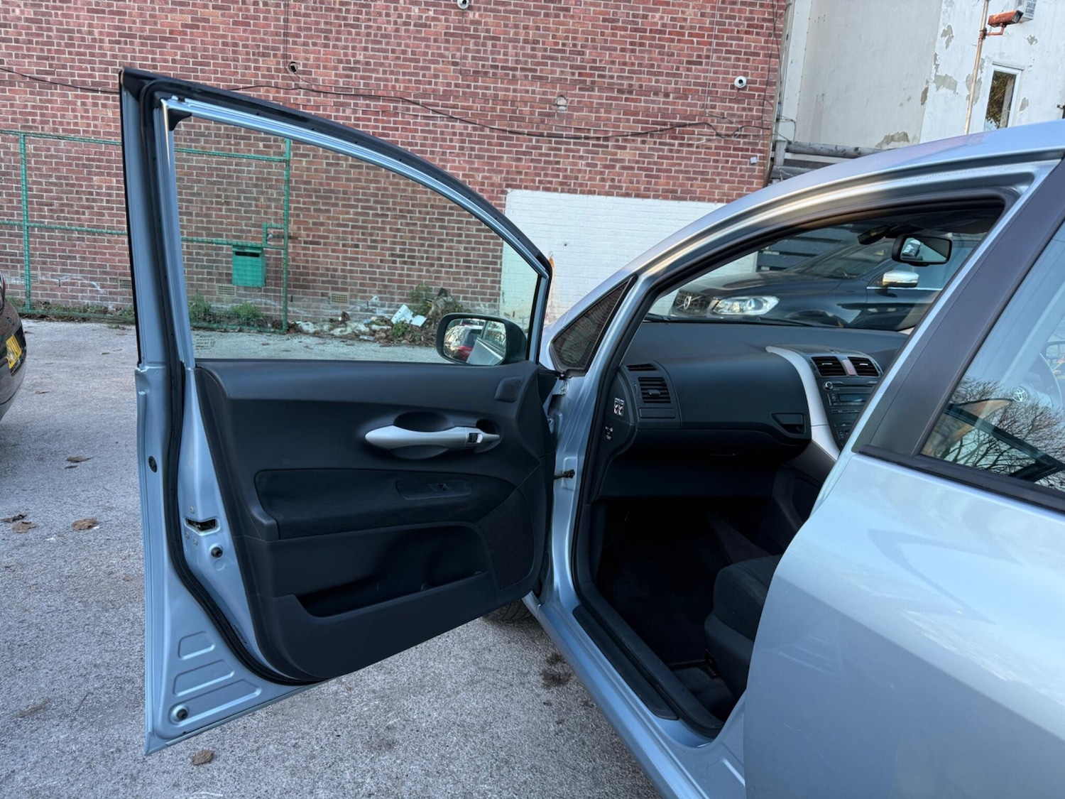 Used Toyota Auris 2007 for sale - 77109002: Photo 20