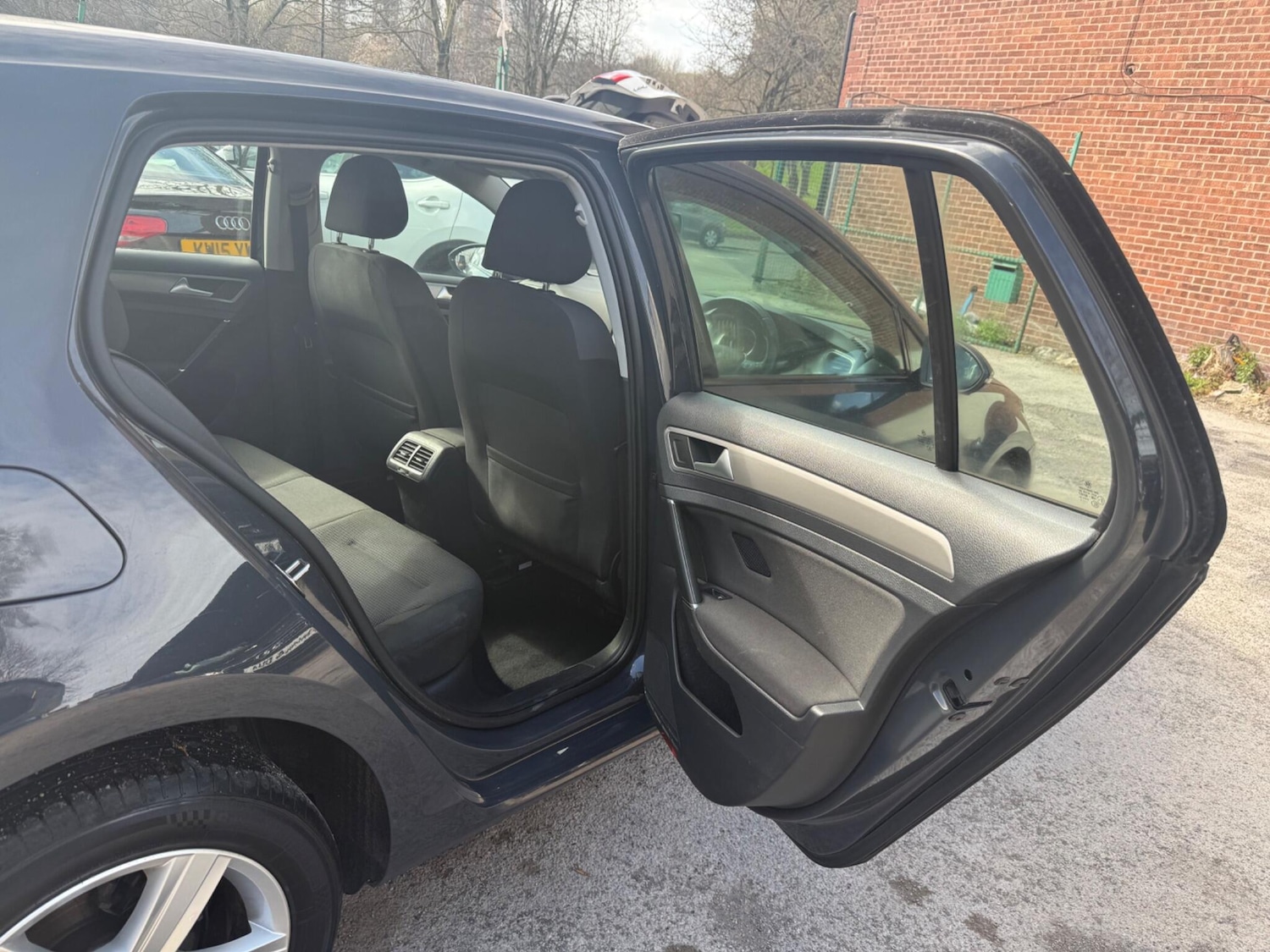 Used Volkswagen Golf 2015 for sale - 78034764: Photo 21