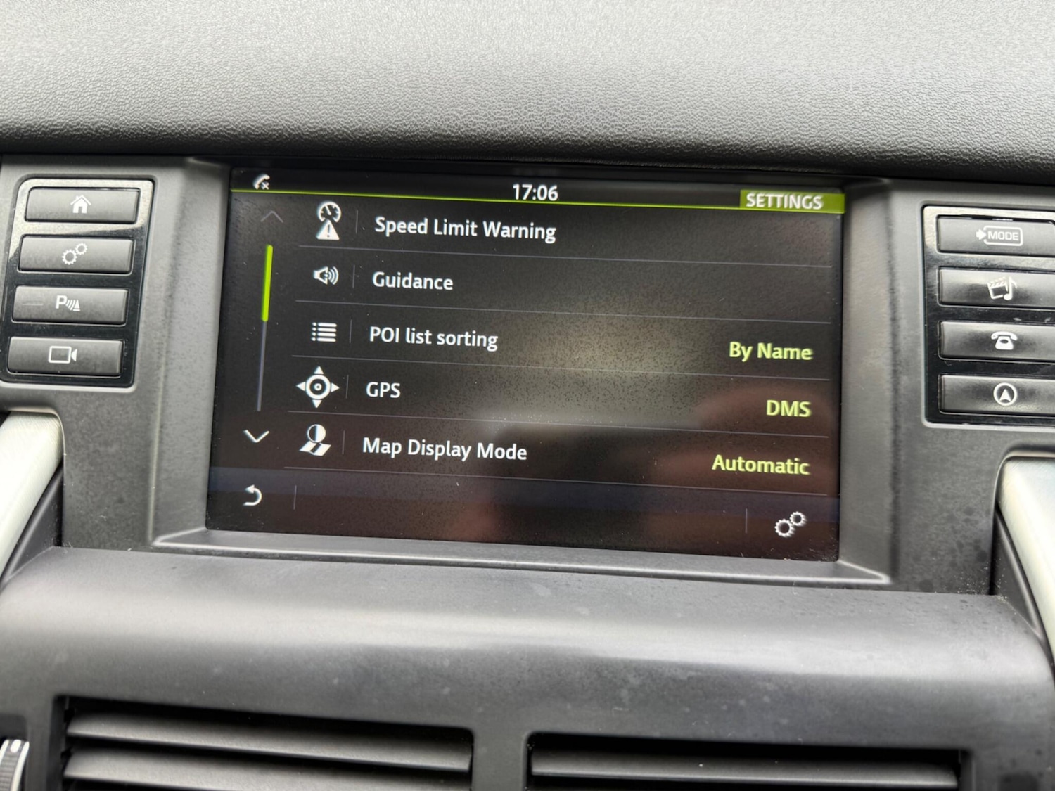 Used Land Rover Discovery Sport 2016 for sale - 76259137: Photo 16