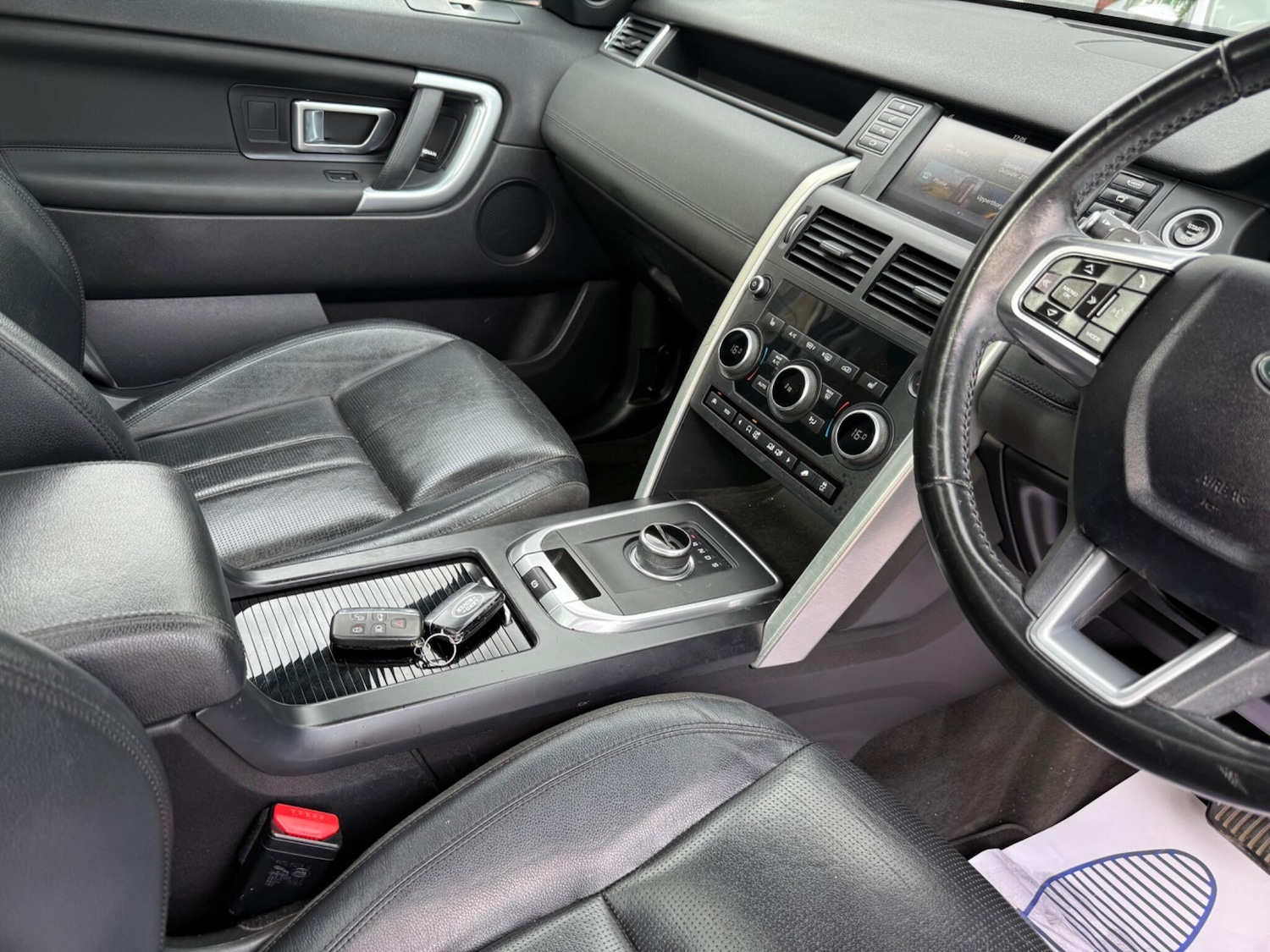 Used Land Rover Discovery Sport 2016 for sale - 76259137: Photo 21