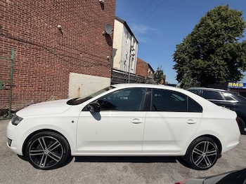Used Skoda Rapid 2015 for sale - 79412842: Photo