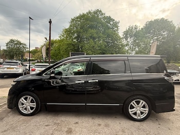 Used Nissan Elgrand 2010 for sale - 78528075: Photo