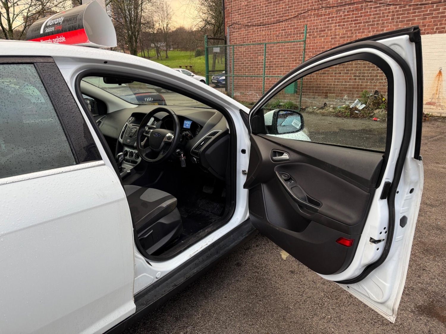 Used Ford Focus 2014 for sale - 77175131: Photo 18