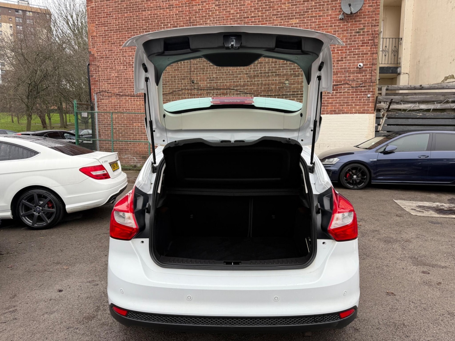 Used Ford Focus 2014 for sale - 77175131: Photo 28