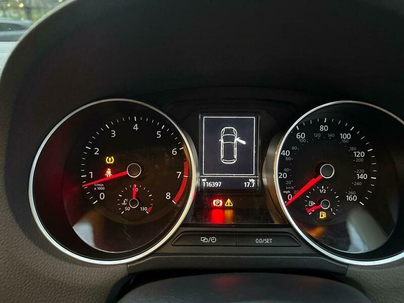 Used Volkswagen Polo 2017 for sale - 76743353: Photo 2