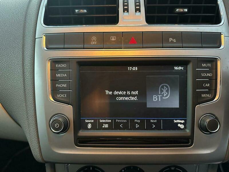 Used Volkswagen Polo 2017 for sale - 76743353: Photo 3