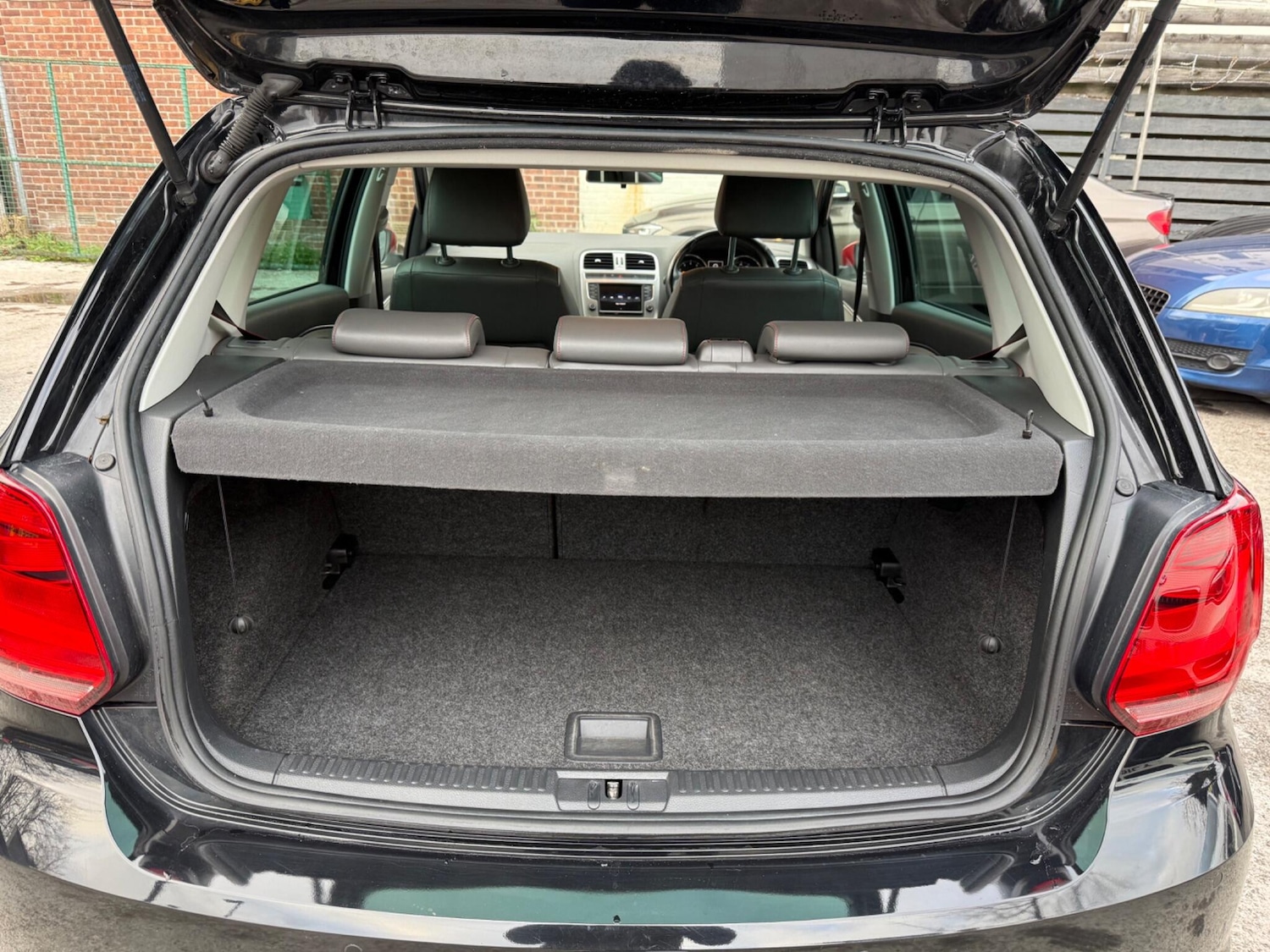 Used Volkswagen Polo 2017 for sale - 76743353: Photo 31