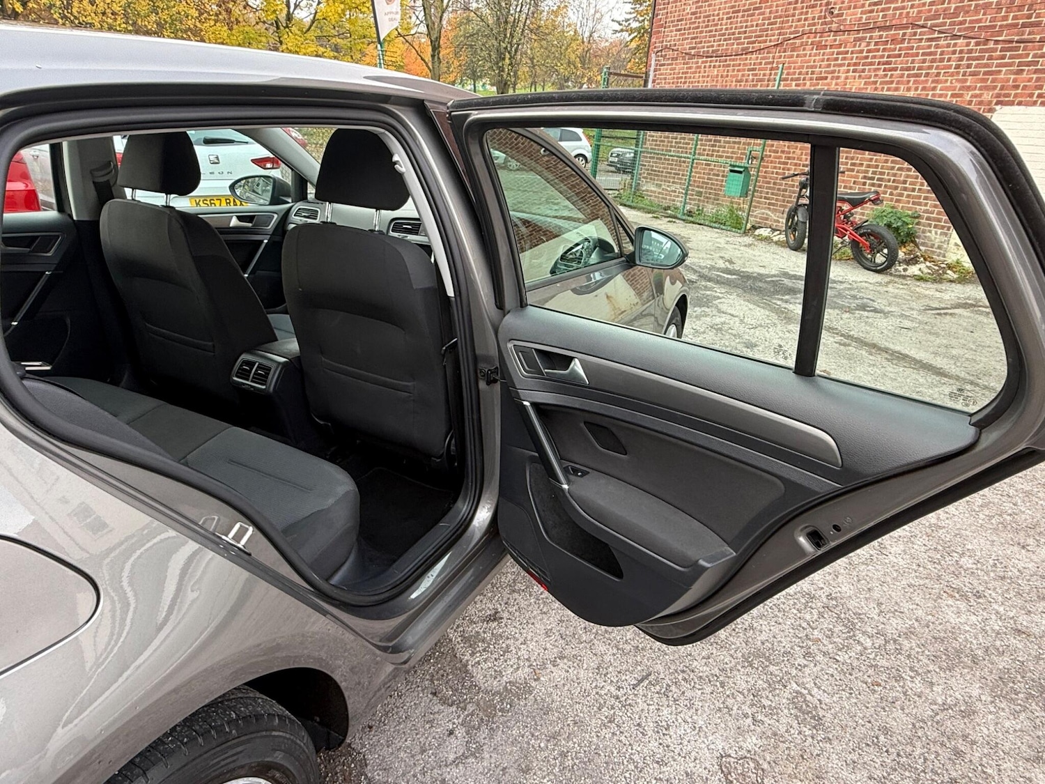 Used Volkswagen Golf 2013 for sale - 76499333: Photo 19