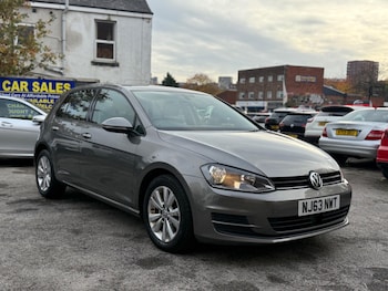 Used Volkswagen Golf 2013 for sale - 76499333: Photo