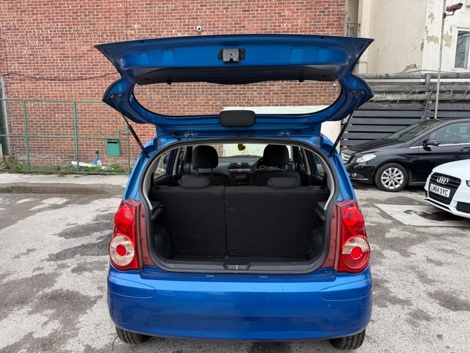 Used Kia Picanto 2010 for sale - 77909012: Photo 25