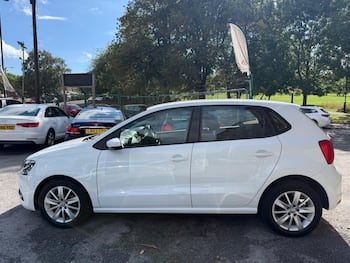 Used Volkswagen Polo 2014 for sale - 79688205: Photo