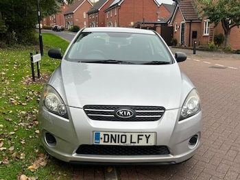 Used Kia Pro Ceed 2010 for sale - 78902081: Photo