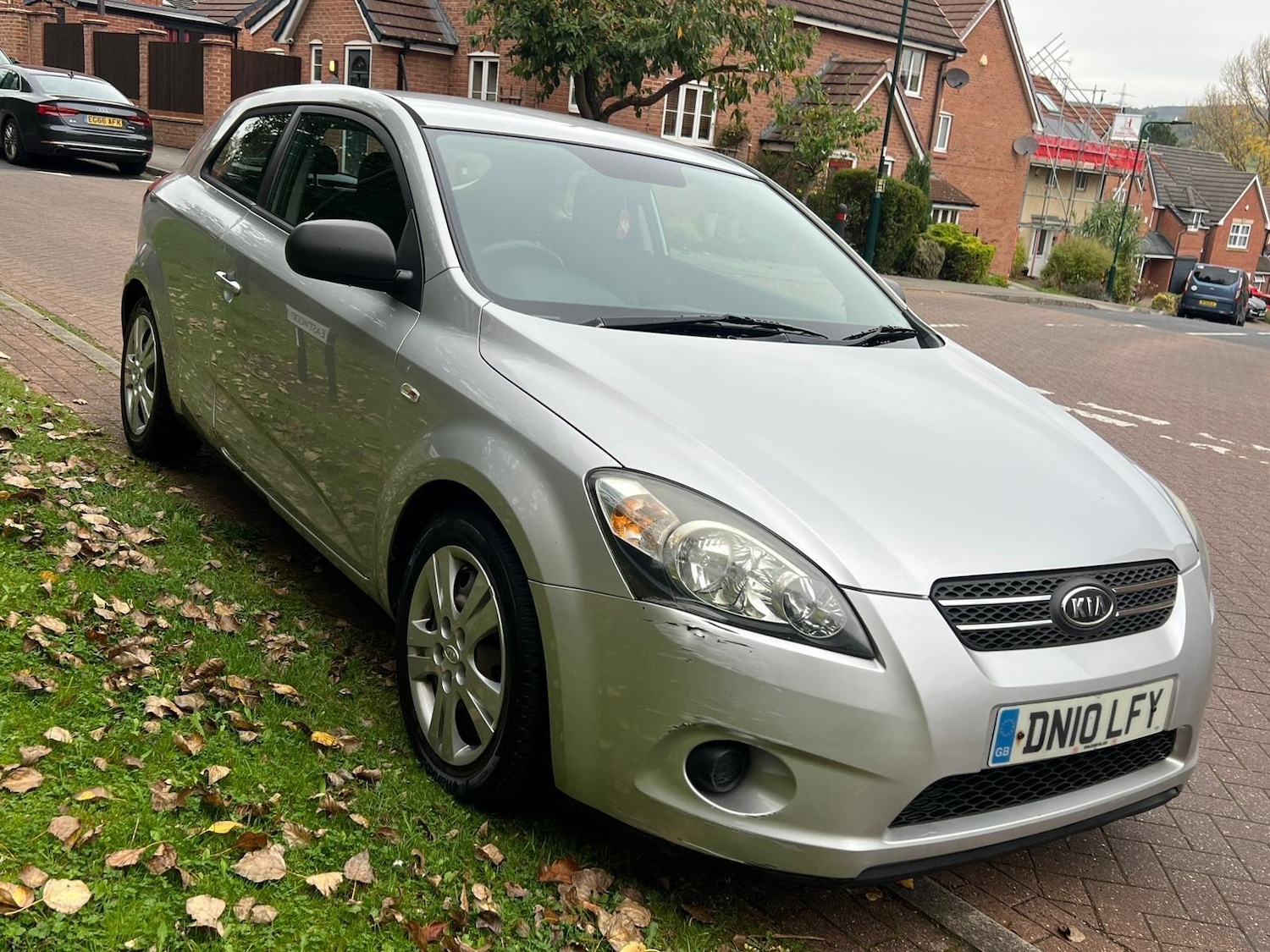Used Kia Pro Ceed 2010 for sale - 76314679: Photo 5