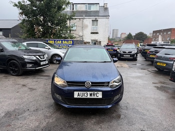 Used Volkswagen Polo 2013 for sale - 79589570: Photo