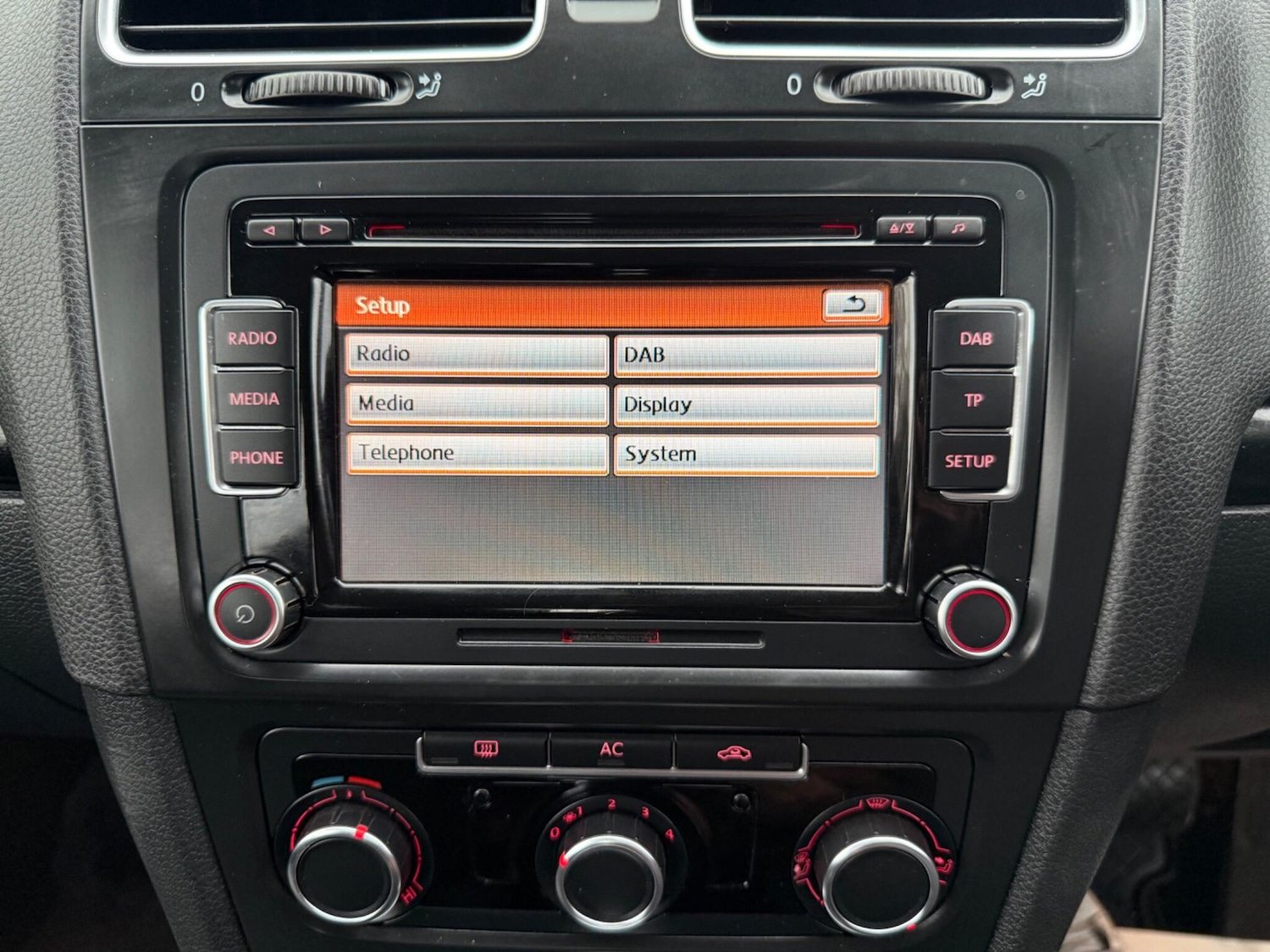 Used Volkswagen Golf 2011 for sale - 77190981: Photo 17