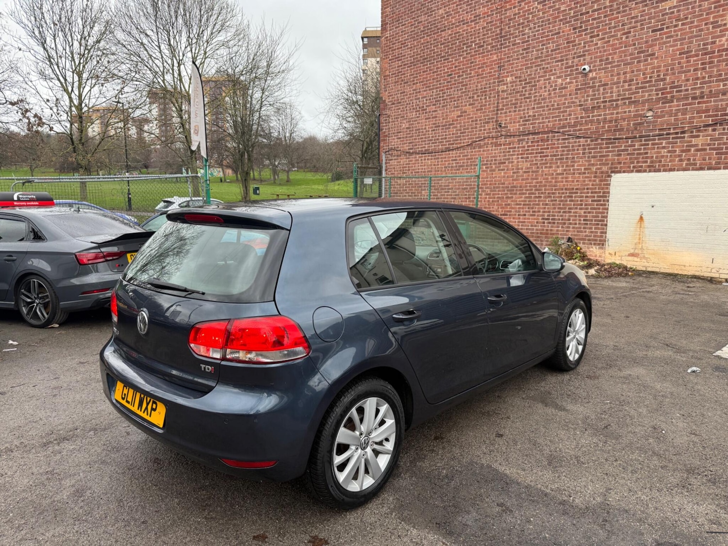 Used Volkswagen Golf 2011 for sale - 77190981: Photo 7