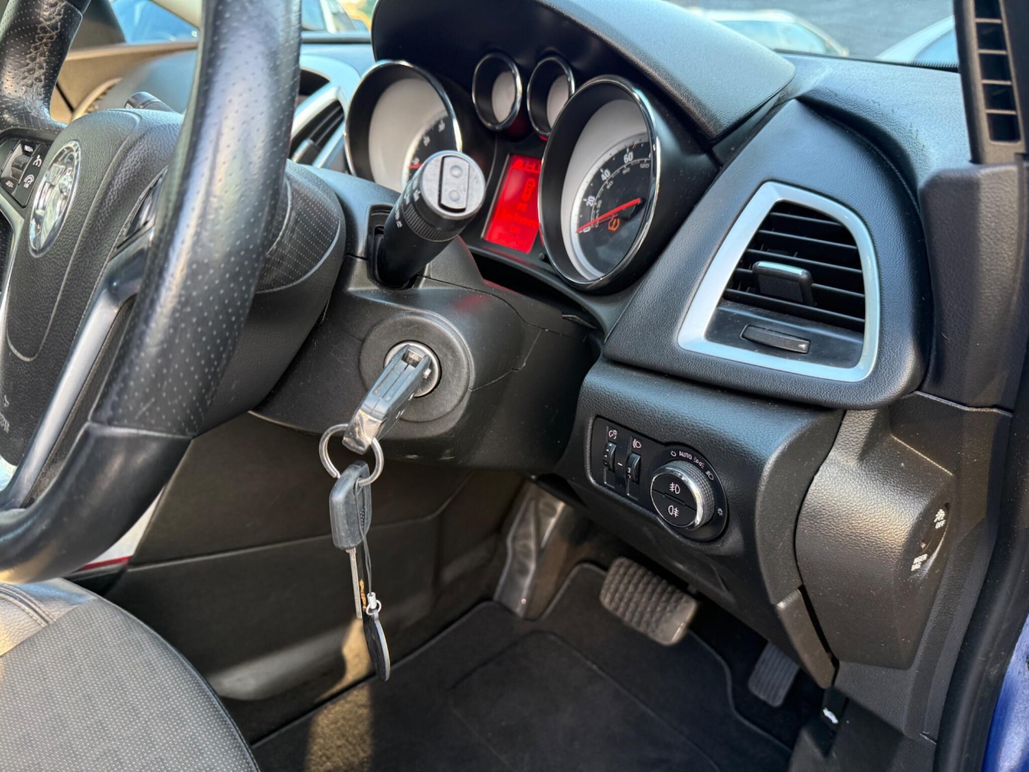 Used Vauxhall Astra GTC 2015 for sale - 76572621: Photo 20