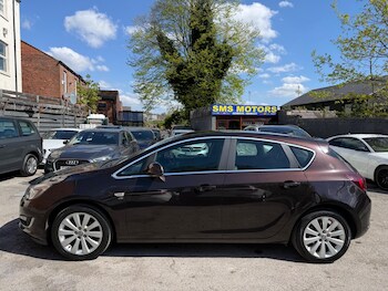 Used Vauxhall Astra 2013 for sale - 78704861: Photo