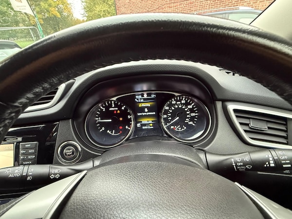 Used Nissan X-Trail 2016 for sale - 76282701: Photo 8