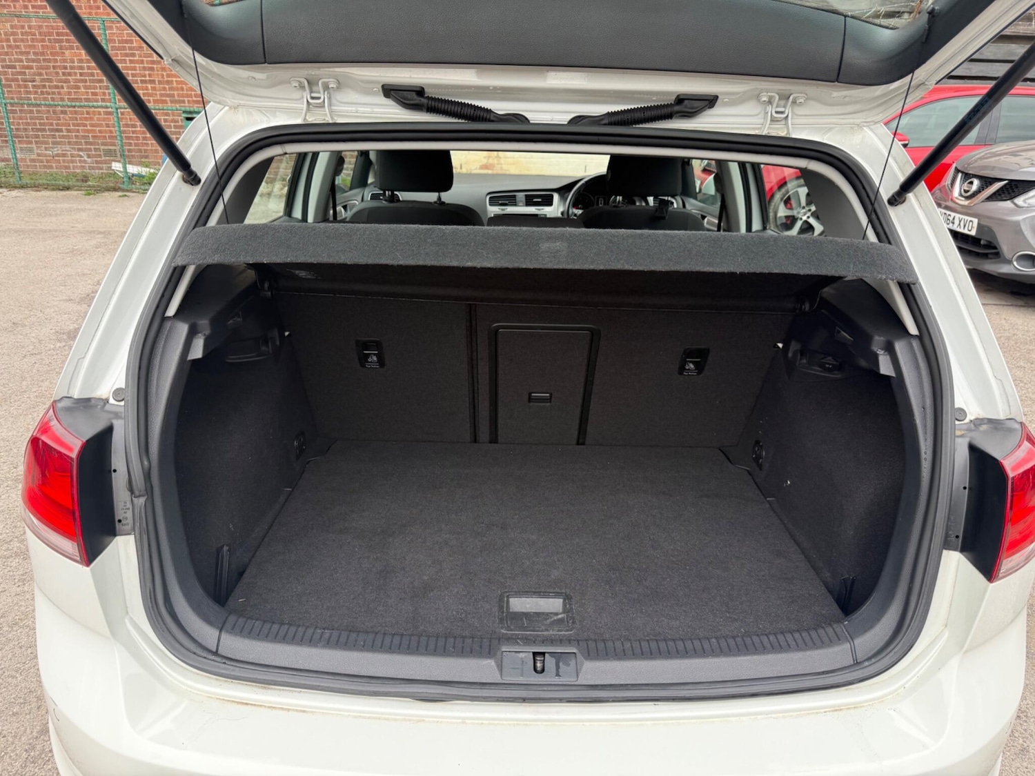 Used Volkswagen Golf for sale - 77993645: Photo 28